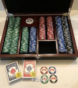1 Used Set Premium Bicycle Mega Master Poker Set with 500 11.5 Gram Chips