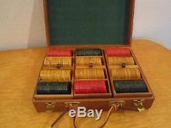 300 Vintage Bakelite/Catalin Poker Chips in Game Case Set by Lowe, 1930s-1940s