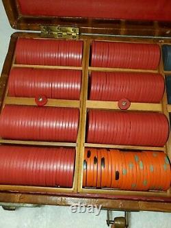 461 vtg casino CLAY BC Wills / Burt Co. POKER CHIPS SET, case SM-KEY Greek MD-87