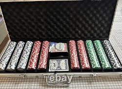 500 PCS Poker Chip Set Texas Holdem Blackjack Card Game with Aluminum Case