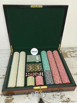 506ct. 10g POKER CHIP SET IN LOCKING CHERRY CASE with CARDS AND DICE