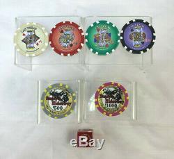 506ct. 10g POKER CHIP SET IN LOCKING CHERRY CASE with CARDS AND DICE