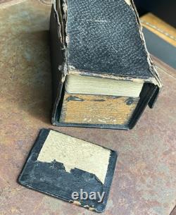 Antique c1900 Travelling Mini Poker Chip and Mini Dice Set Bicycle Playing Cards Antique c1900 Travelling Mini Poker Chip and Mini Dice Set Bicycle Playing Cards