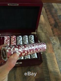 BRAND NEW SEALED 500 piece poker chip set. Solid Cherry wood lockable box