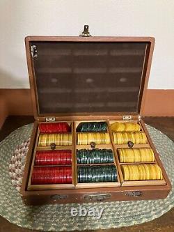 Bakelite Poker Chips set in Lowe Game Box with Lock & Key