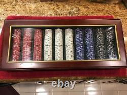 Bombay & Co. Poker chip set in Mahogany Case withglass top- NEW