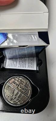 Cartamundi Star Wars 30th Anniversary LED Light-Up Poker Chip Set