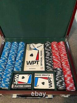 Excellent World Poker Tour chip set with two decks of cards and rule book