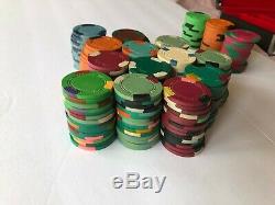 H Mold Clay Poker Chips Set of 300 Assorted with aluminum case and 5 dice