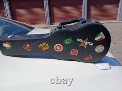 Hard Rock Cafe Guitar Case Poker Set