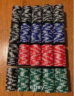 NHL Complete Full 400 Piece Poker Chip Set (30 teams) with 4 black holders