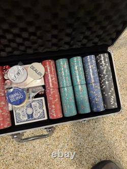 Outlaw 500-Piece Clay Poker Chip Set 13g Chips, Aluminum Case READ