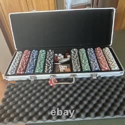 Poker chips set with aluminum locking case. Huge Set Very Heavy. Comes Complete