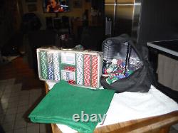 Poker set come cards and dice felt cover for table (small) and extra chips