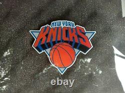 RARE New York Knicks NBA Official Basketball Upper Deck Poker Chip Set 2005