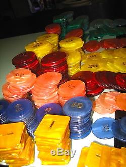 RARE Vintage Casino Gaming European Poker Chip Set 446 Chips / Plaques Case Keys