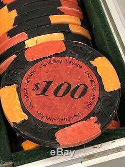 Rare Las Vegas Nevada Poker Chip Set 10 Gram Mark $ Hologram Casino Imprint