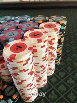 Set of 700 Paulson Classic Poker Chips