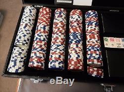 Sharper Image Tournament Class 500 Piece Poker Chip Set With Case from 2005