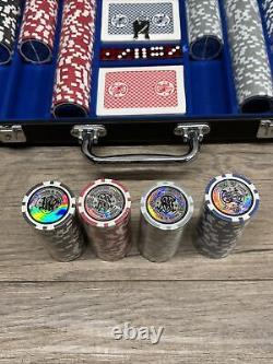 Smith & Wesson Poker Set 1 of 2000 Collectors Set Sealed NEW! Casino Grade Chips