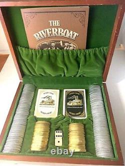 Southern Comfort Riverboat Gambler Poker Set Gold Silver Chips Cards Dice Box