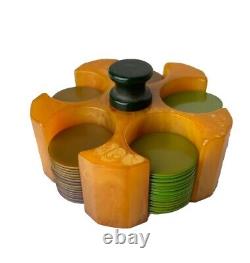 VINTAGE BAKELITE POKER CHIP SET STAND 3.25 Butterscotch Holder Green Chips AA73