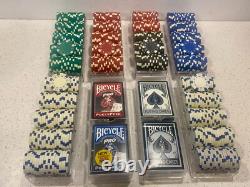 Vegas Style Hold'em Poker Chips Set 600 ct with Acrylic Case Trays, & Cards