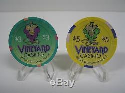 Vineyard Casino Rare Original Complete 600-Chip Set in Specially Made Case