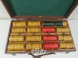 Vintage 437 Red, Butterscotch and Green Bakelite Chip Set in Case Box