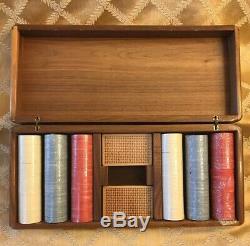 Vintage Aladdin Hotel And Casino Poker Chip Set With Wooden Box