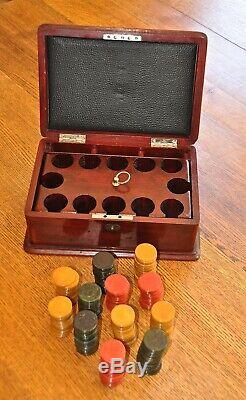 Vintage Mahagony Poker Set With 300 Bakelite Chips