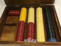 Vintage Poker Set 323 Chips And Box