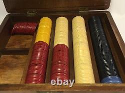 Vintage Poker Set 323 Chips And Box