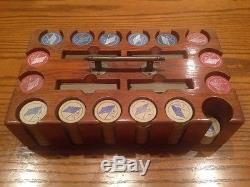 Vintage Poker Set In very nice wood box with flag chips