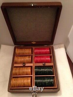 Vtg 196 Bakelite Poker Chips Set with Box/Case Red, Green, Butterscotch Gaming LOWE