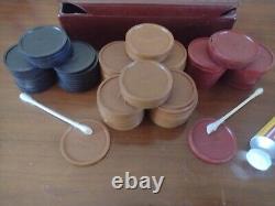 Wow Rare EAGLE Set Of 100 Bakelite Poker Chips Butterscotch Red Blue In Box